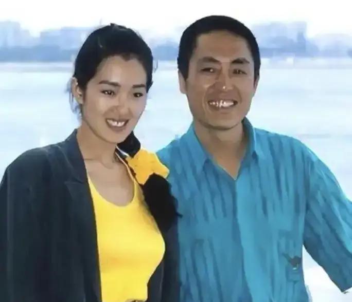 选角最狠的一关是逼你崩溃。怀孕逼离婚这场戏。很多人听完就背脊发凉。因为它不