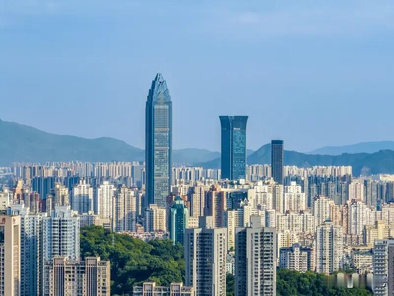 温州楼市：早在2011年，大名鼎鼎的温州炒房团造就楼市泡沫顶峰，房价直接腰斩