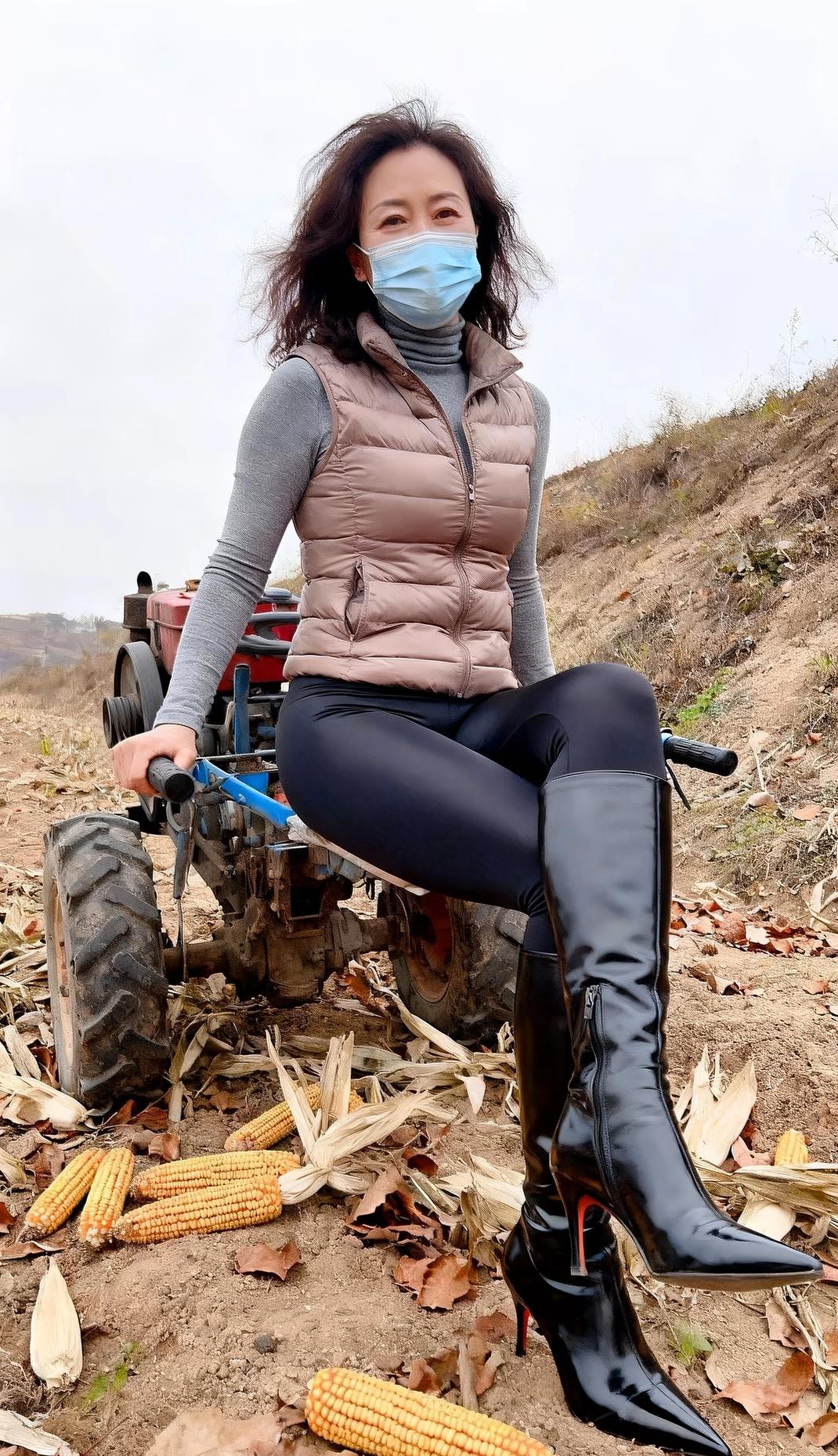 你觉得女人最重要的是美貌还是人品同样重要