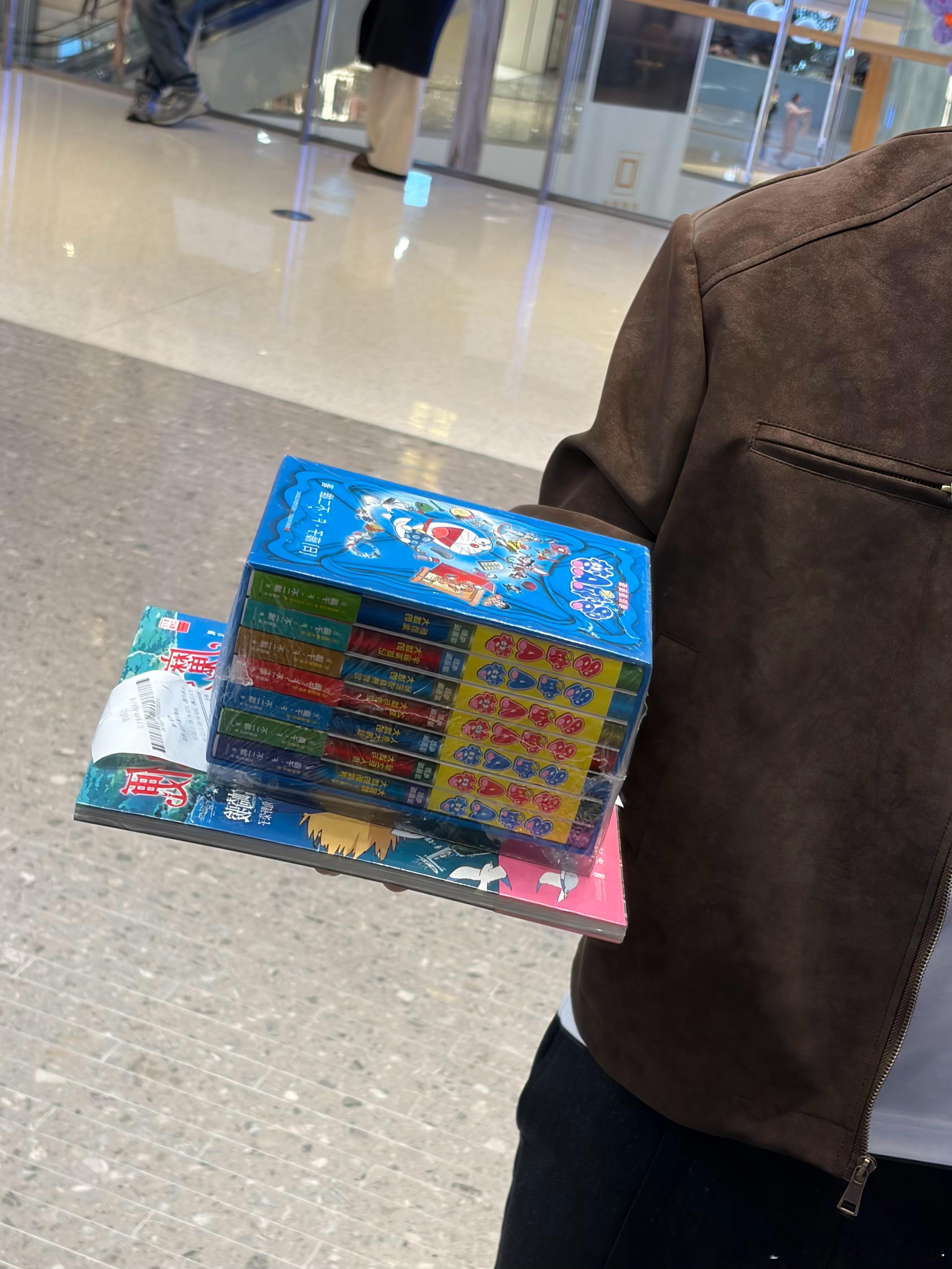 买了几本书，趁着假期偷偷进步