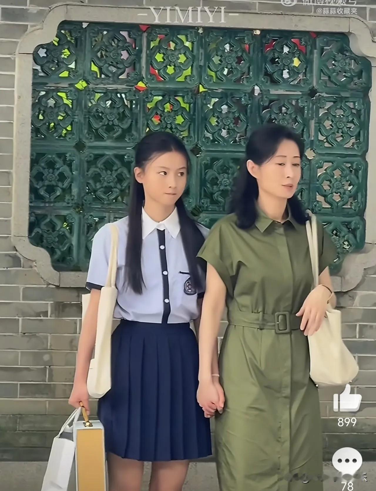 七七开始演戏了，而且自带主角光芒，第一部剧居然就和刘敏涛演母女，起点太高了。