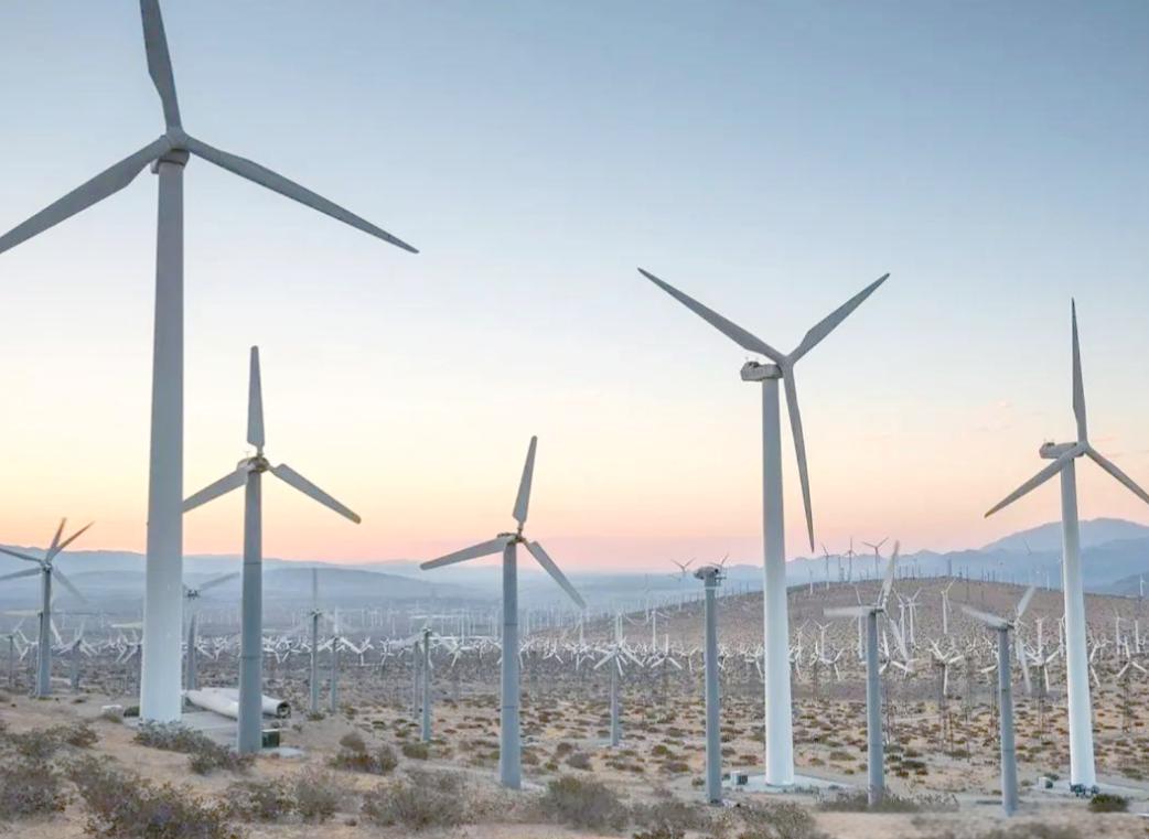 特朗普没想到的一幕发生，50多国做出选择，美媒惊呼：中国赚大发了。当美国深