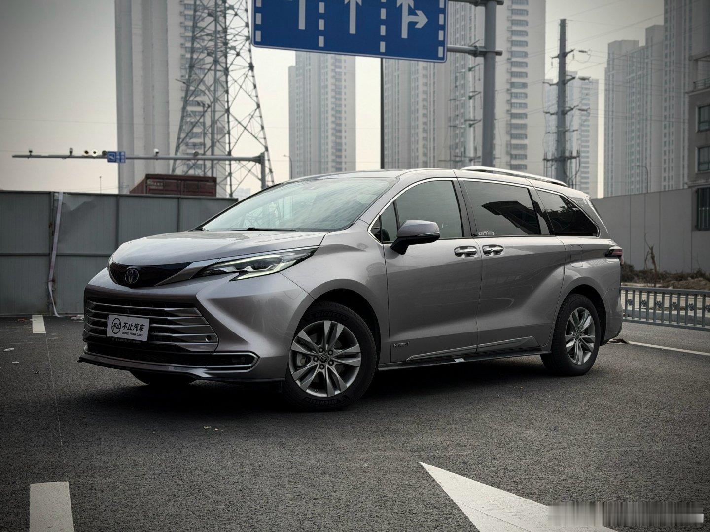 22顶配铂金版赛纳库存超期，降价处理感兴趣带价来谈