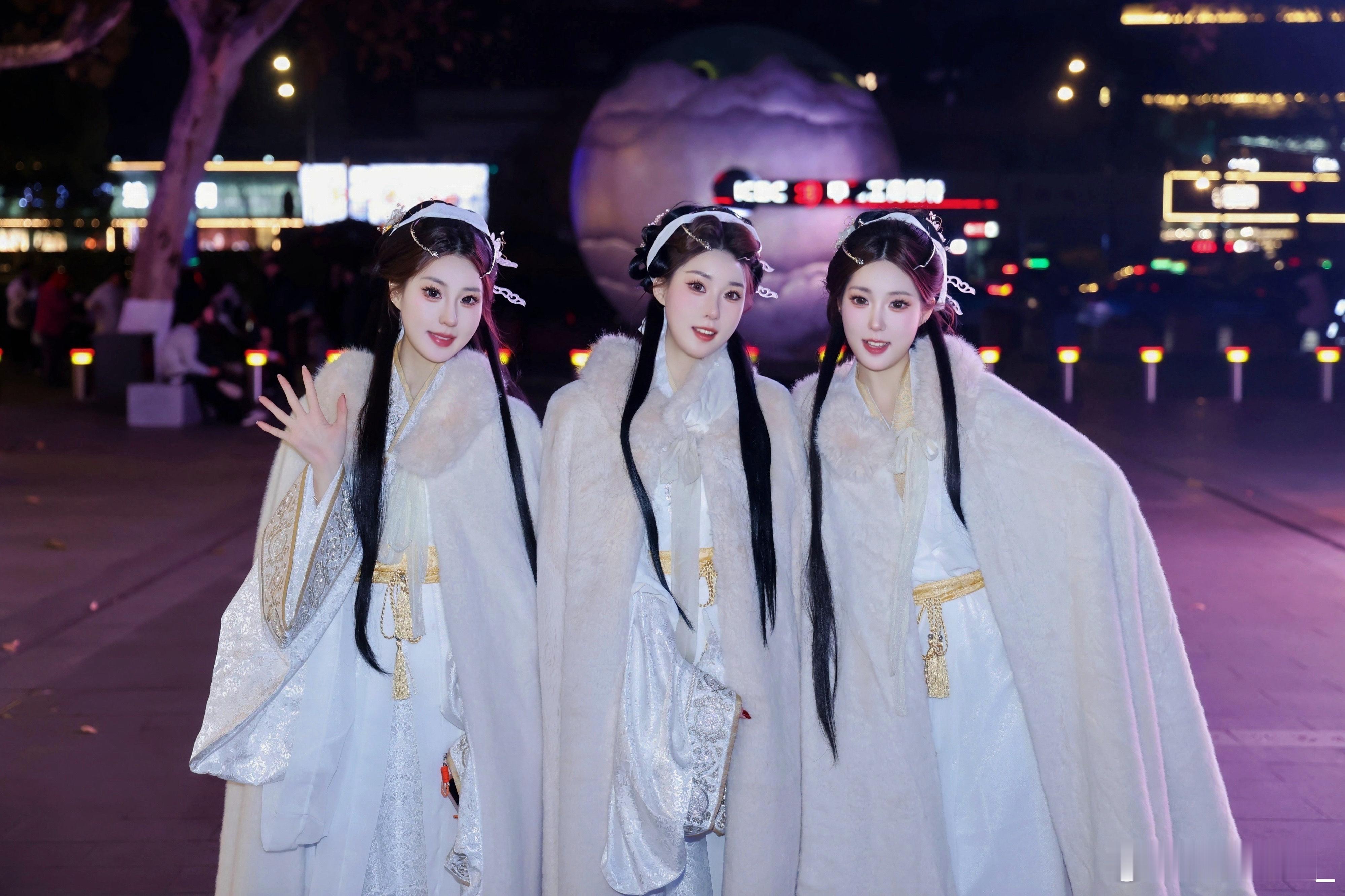 认真工作好好玩耍⸂⸂⸜👊⸝⸃⸃