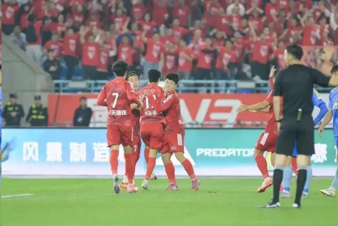最后两轮，同时开踢，没人能偷看答案。 2026苏超常规赛第21轮、第22轮所