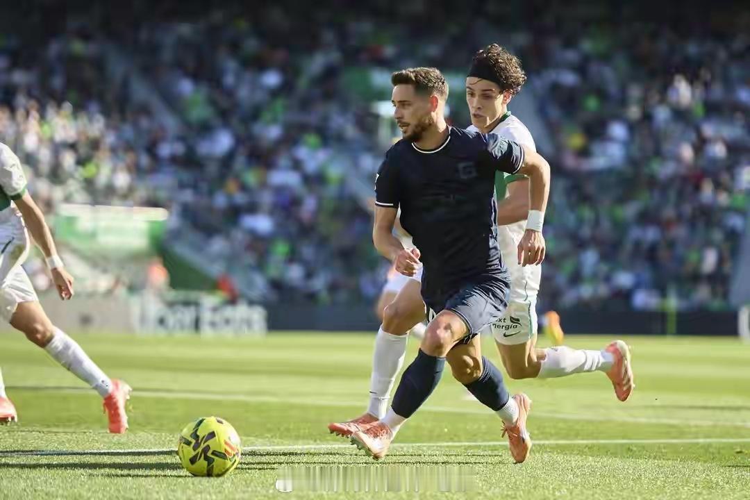 西甲焦点战前瞻：赫罗纳深陷降级区皇家社会主场抢分稳了？北京时间12月13日4时