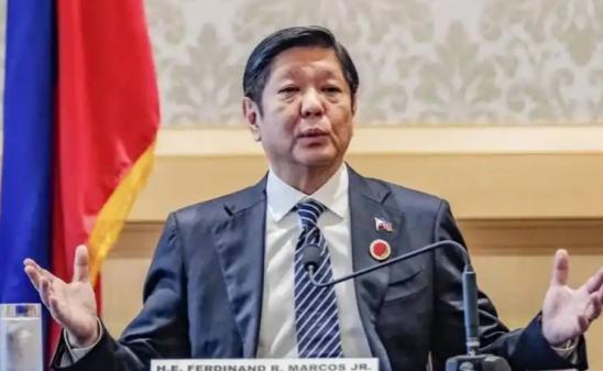 现在非常奇怪的是菲律宾，它之前在南海不停地撒泼耍赖，结果最近日本狂叫期间，它居然