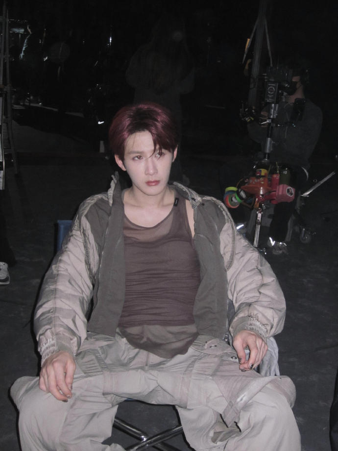 檀健次更新DEADREFLEX花絮檀健次DEADREFLEX花絮照檀健次DE