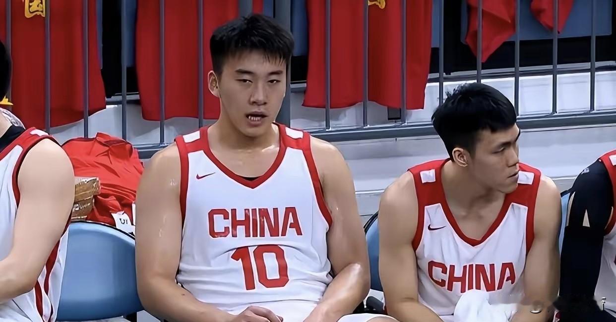 王俊杰这么快回国吗？而且还是加盟NBL球队？根据NBL官方公布的球员备案名单
