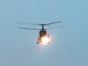 海空雄鹰豚豚与卡卡和Z-20F一起上舰
