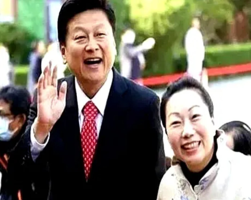 国民党团总召傅崐萁今天在花莲参加活动时委屈的表示，民进党不断对他进行造谣抹黑，导