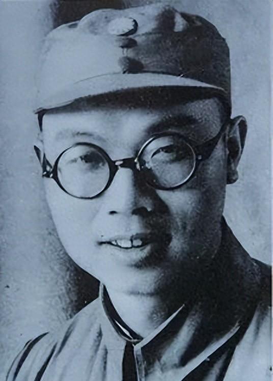 叶挺离开后项英多次申请辞职，主席非常不满，明确表示不想干可以直接离开吗？193