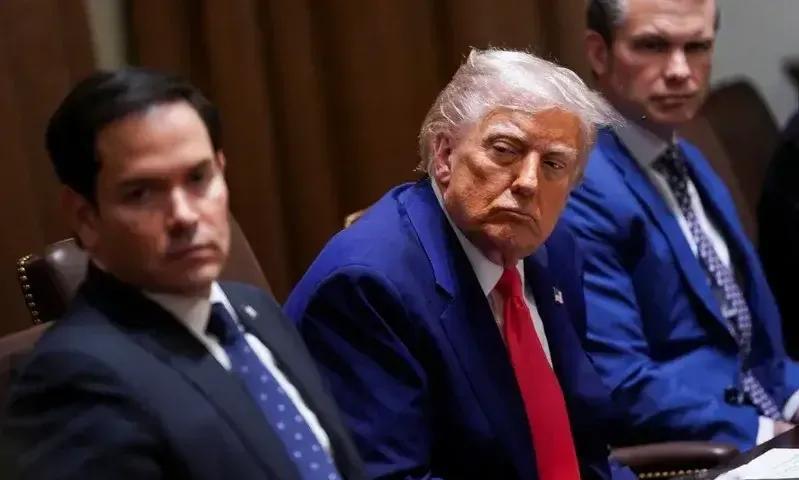美官员承认中国的稀土管制打到美国的“七寸”！CNN引述3位美国政府官员的话说，特