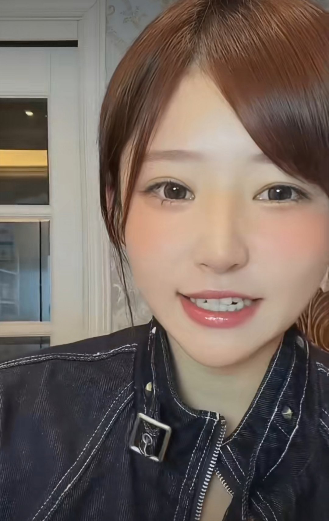 黄一鸣要起诉女儿父亲黄一鸣称要起诉王思聪，原因是前男友爆料其女儿“闪闪”不是王