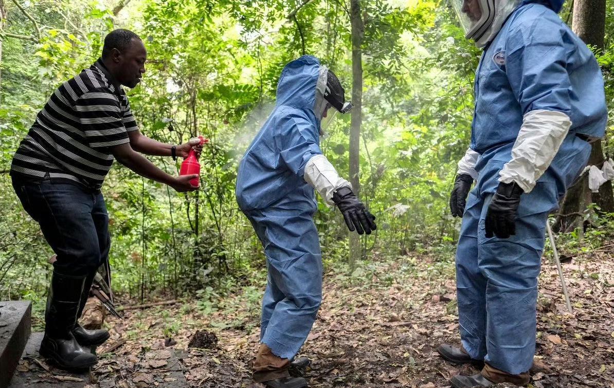 埃塞俄比亚首次确认马尔堡病毒暴发：九例确诊，无药可医，无苗可防，致死率约五成。世