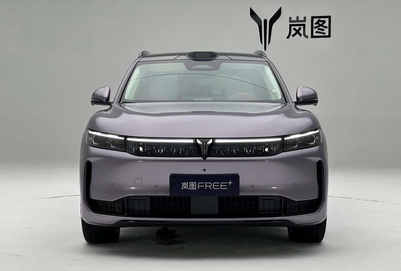 听我一句劝，买车不纠结：1、55万——买奔驰2、40万——买宝马3、35万