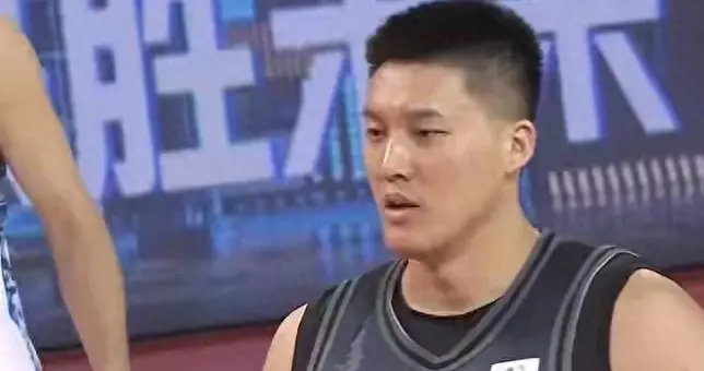 CBA焦点战：姜伟泽率吉林力克广厦 钟诚邱彪赛后发声