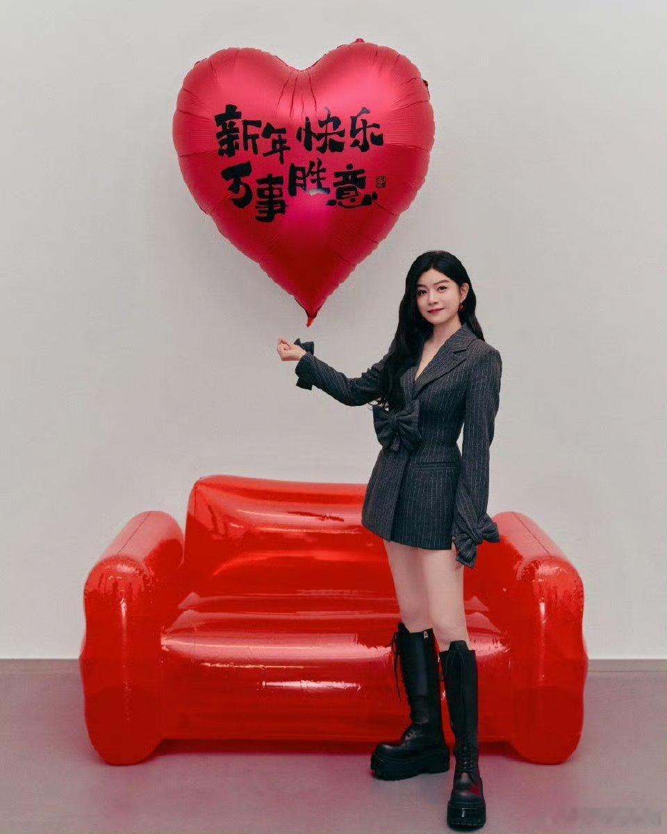 陈妍希勇敢的姐姐先收获李雾勇敢的姐姐先收获🎁，谢谢带来了这么好的岑矜~妹妹姐