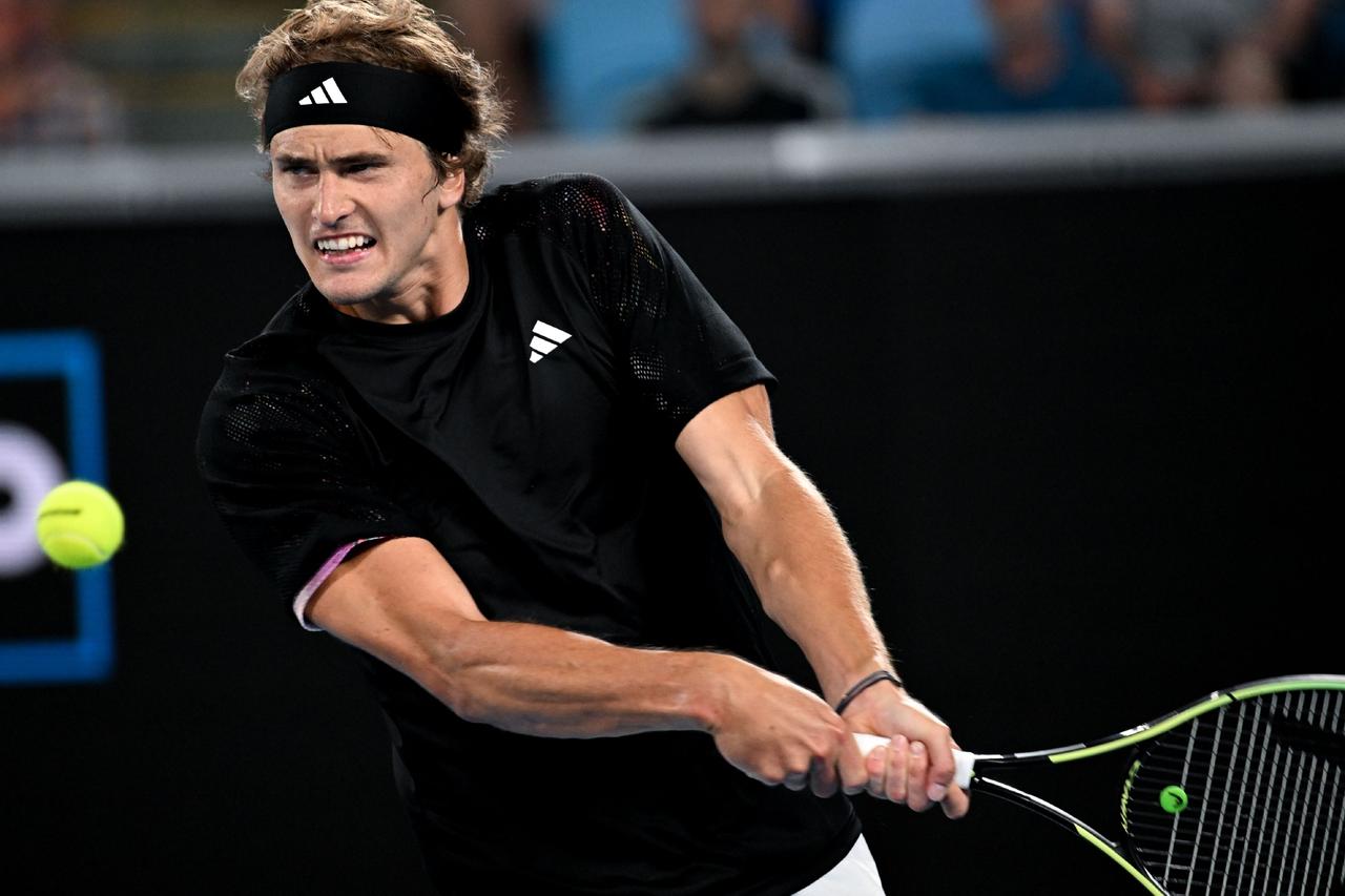 当前最被高估的十大网球运动员1.兹维列夫2.西西帕斯3鲁德4.克