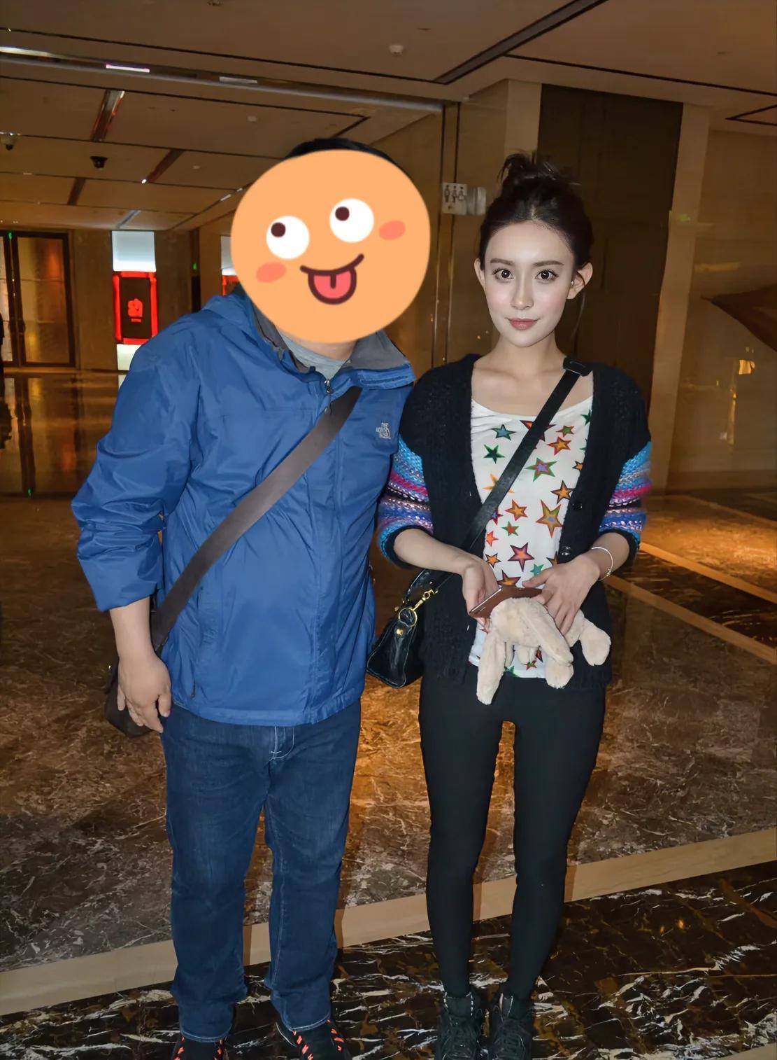 还得是孟姐没开美颜滤镜的孟子义还这么好看，脸小精致，即使很普通的穿搭，也是
