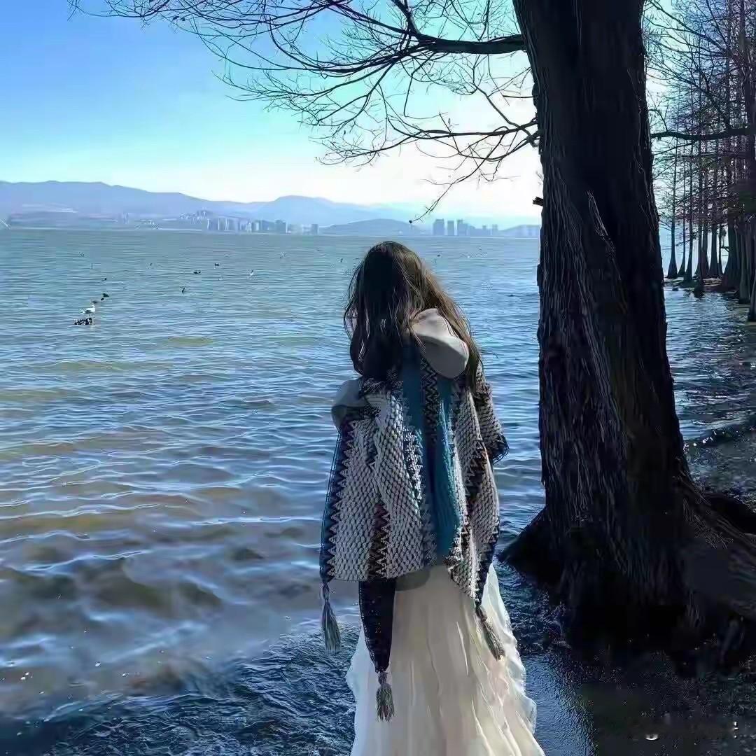 人性，见识了，才会明白。1.当一个人拿捏不了你的时候，就会孤立你。