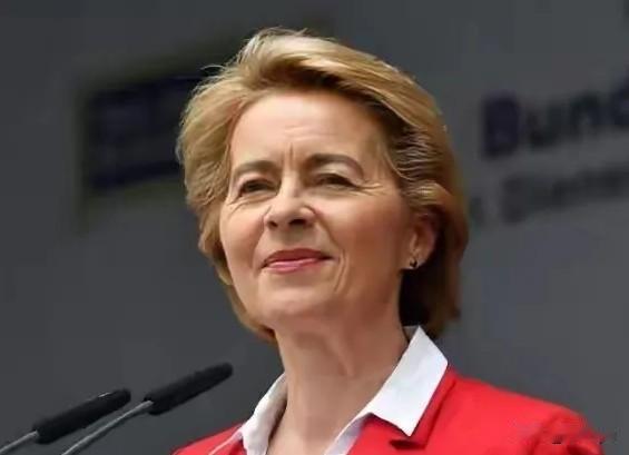 欧盟委员会主席冯德莱恩要“全面海上封锁”俄罗斯，不让任何一艘船从俄罗斯港口开出来