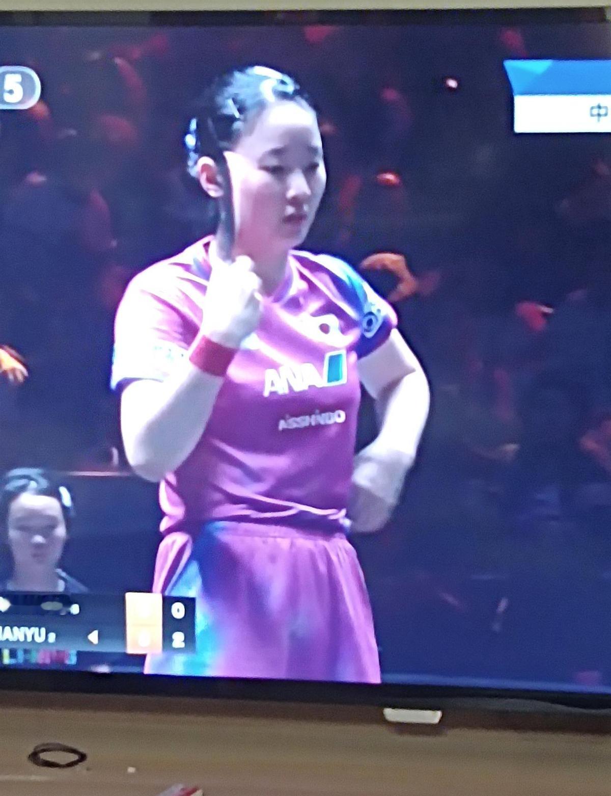 王曼昱31分钟4-0干掉张本美和，不是她太强，是对手连站都站不稳。张本美和发烧