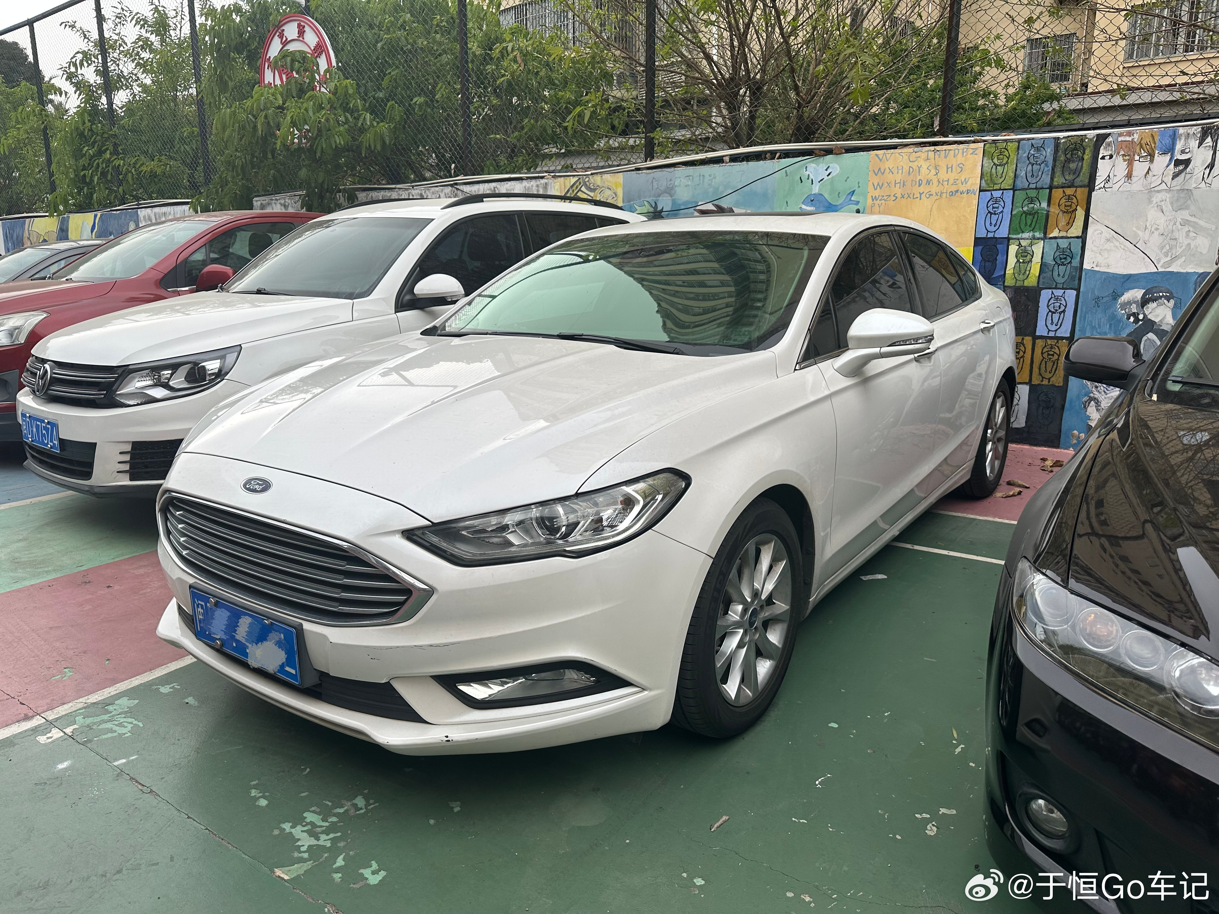 可爱的小哥，打算过来看我的蒙迪欧我应该开心还是难过？开心的是蒙迪欧刚到就有人想看