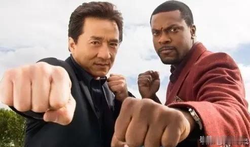 李连杰沉默了，甄子丹也摇头感叹：不是不想拼，是大哥实在太能拼。谁能想到，