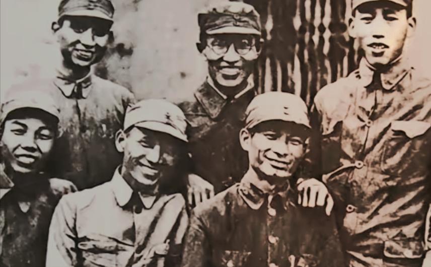 1939年，高树勋1万残部被日军围在宁津，国民党友军见死不救，23岁的萧华带八路