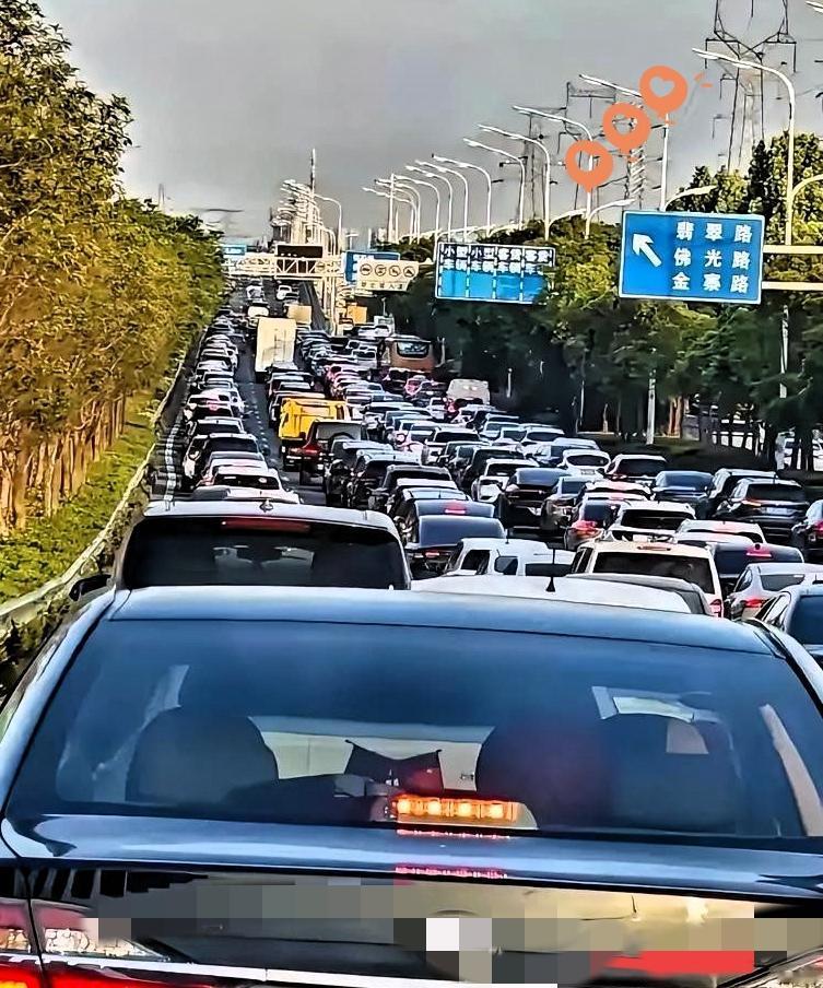 终于熬出头！常年不变的950元交强险彻底告别我们，6月1日全新费率规则正式落地，