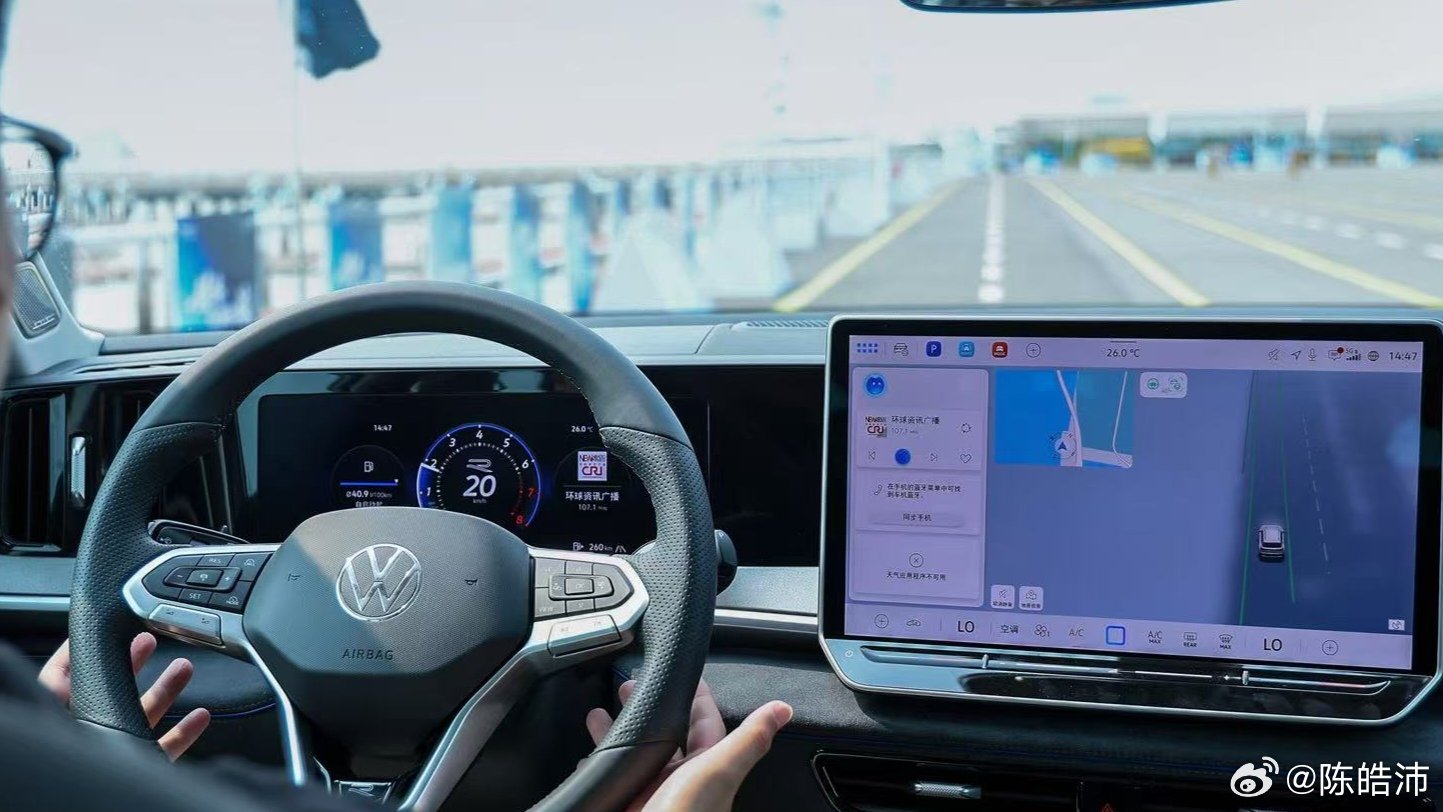 很多朋友问，油车不可以做智驾吗？当然可以啊，天才小哥Hotz都手搓出COMMA了