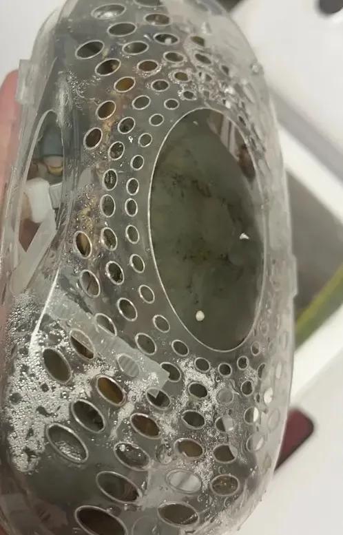 装螃蟹的装备升级了，各个分开，不怕碰撞，感觉蛮不错的。