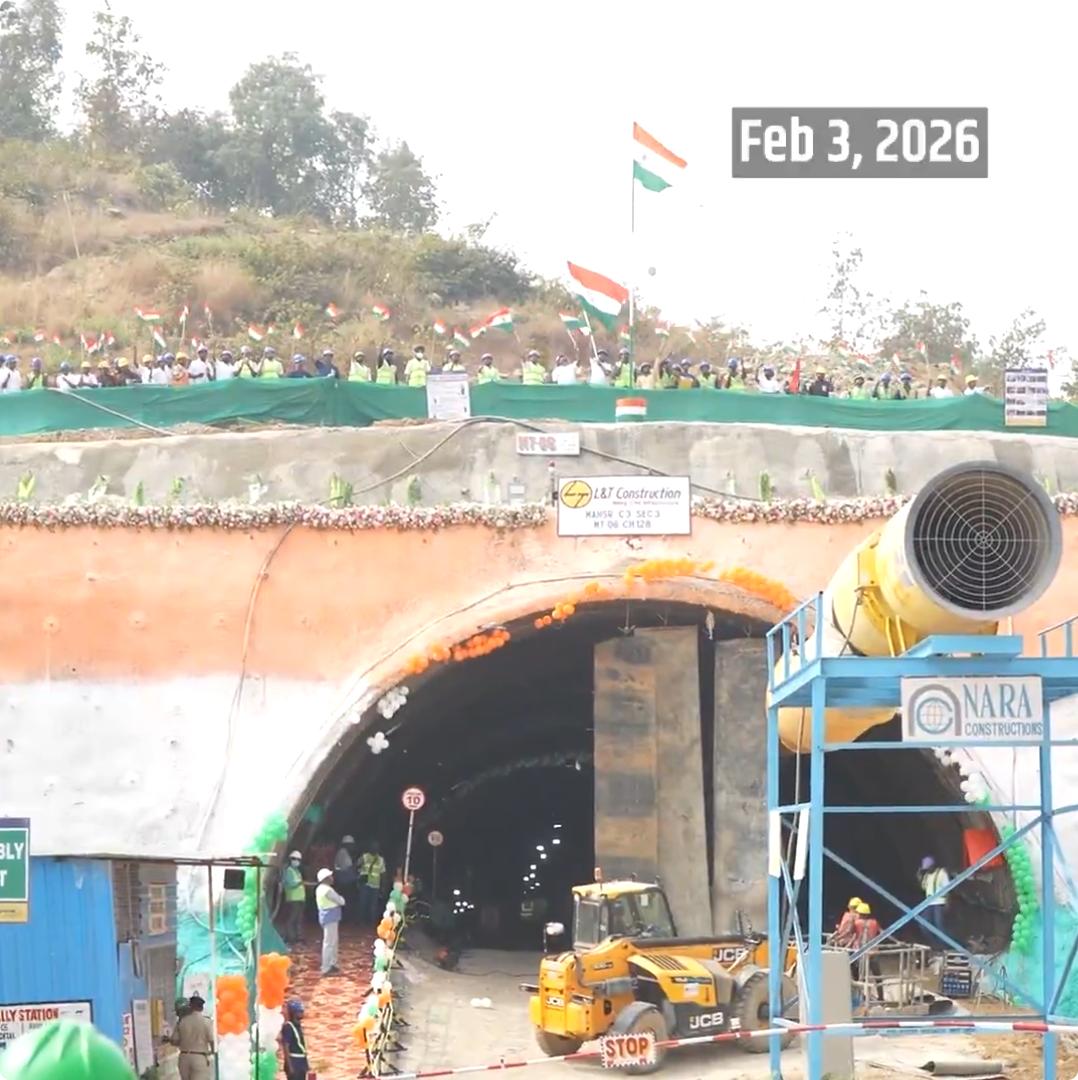 印度铁道、信息与广播以及电子与信息部部长宣布，印度高铁项目取得重大进展：一个月内