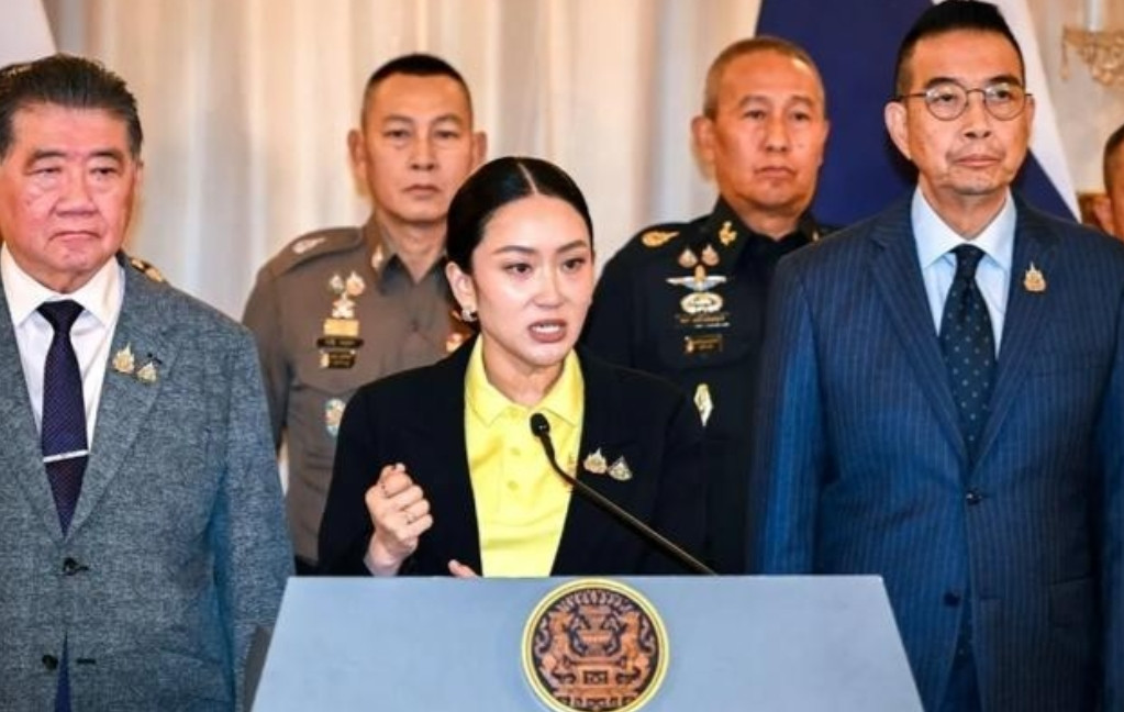泰国政坛，马上要见证奇迹了！就在所有人都以为他信家族要被“满门抄斩”的时候，剧情