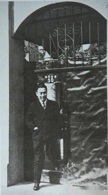 在梅园新村时的周总理