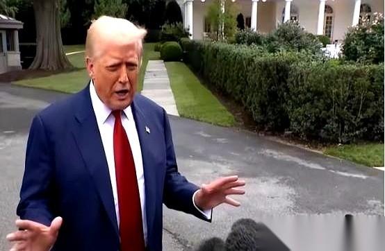 刷到个新闻，差点笑出声。老特又要对我们加155%的关税。我的天，这是什么概念