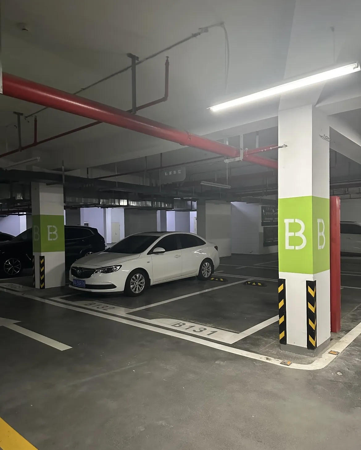 我真是脑子抽抽了！花了6万买个车位，签完合同才知道每月还得交60块钱的管理费，不