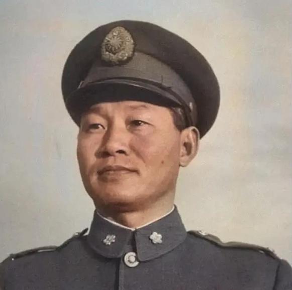 1947年3月，杜聿明指责孙立人救援不力，导致陈明仁的71军损失惨重，孙立人不服