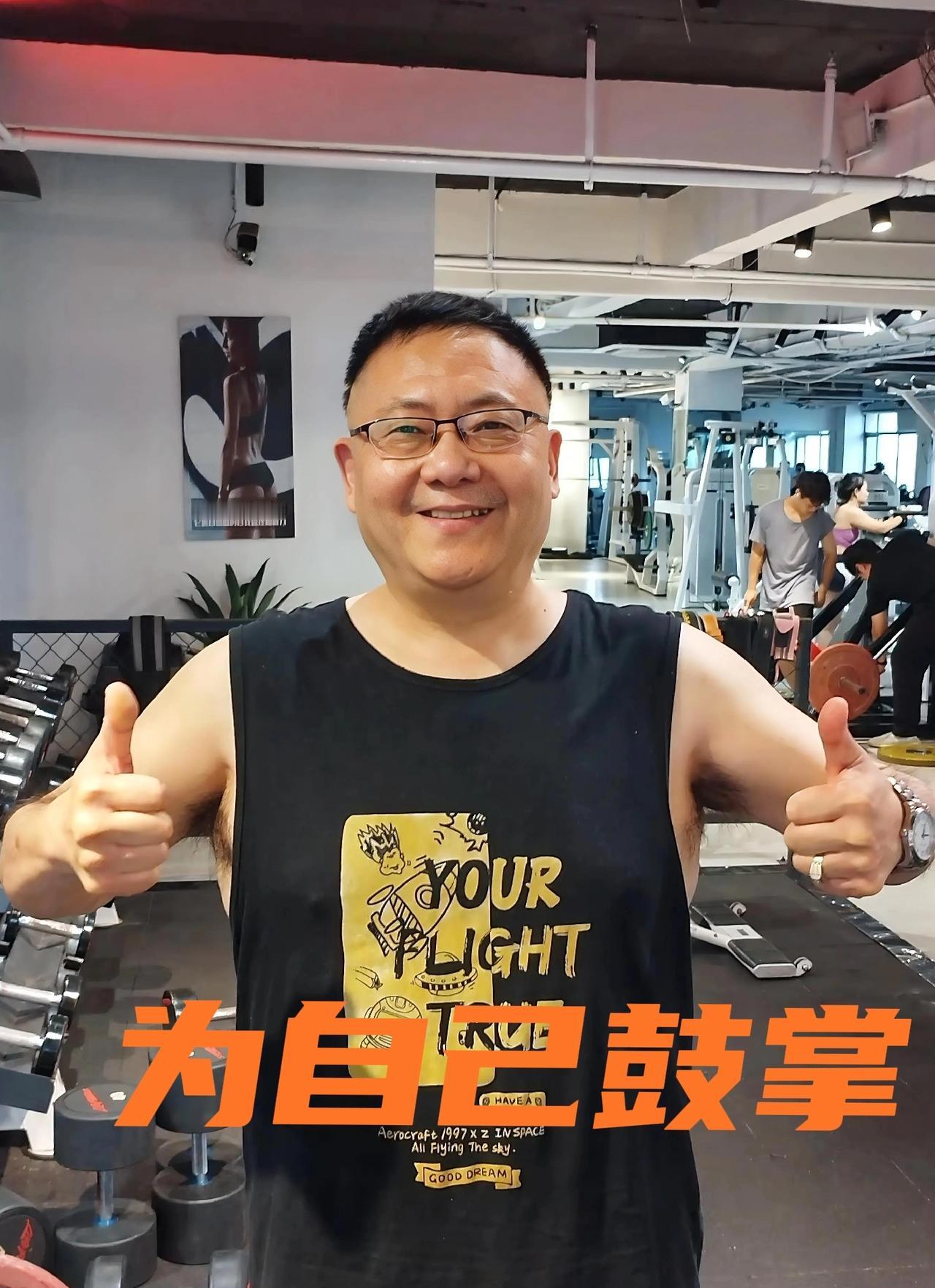 我单身了10多年，身边也没有个女人，一直就这样生活。有很多关心我的朋友，就问，