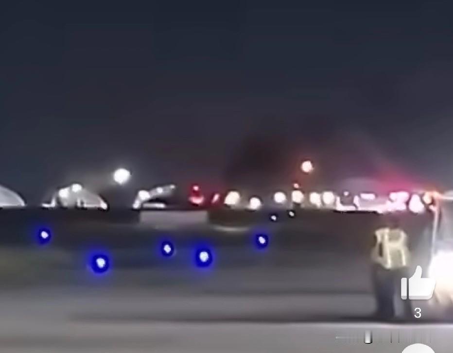 又摔了！这么看今年全球空军摔战斗机比赛哪家强，非三哥家空军莫属了！[捂脸哭][捂脸