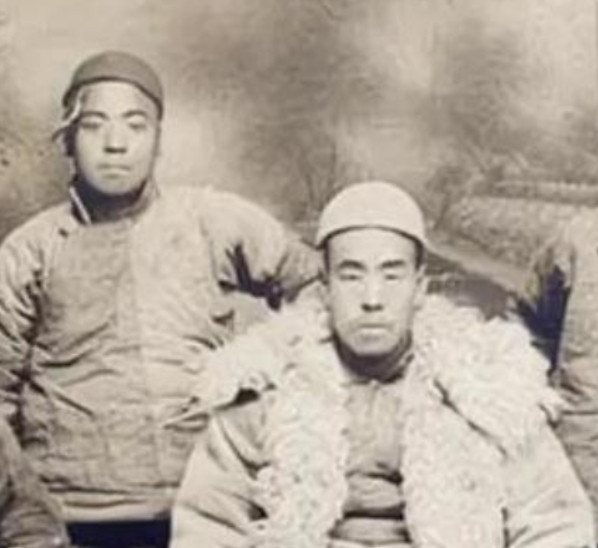 1968年的秋天，被关押在承德监狱18年的土匪齐达榜刑满释放。出狱之后，他决定回