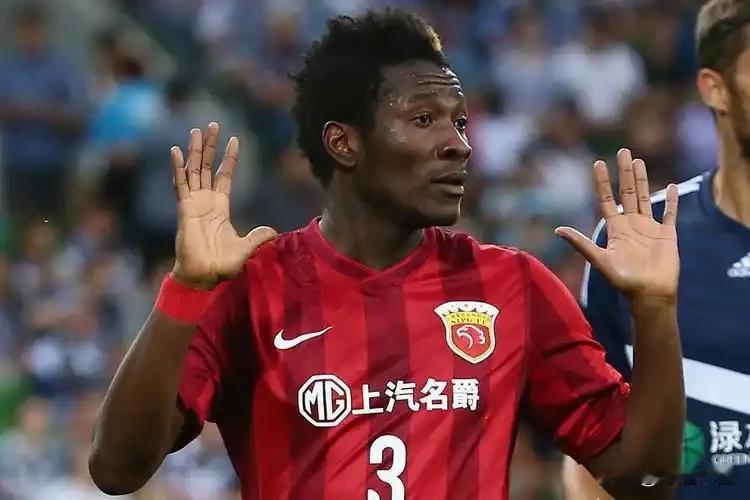 说起中超金元时代最具争议的外援，加纳传奇队长吉安绝对榜上有名。当年的他有多