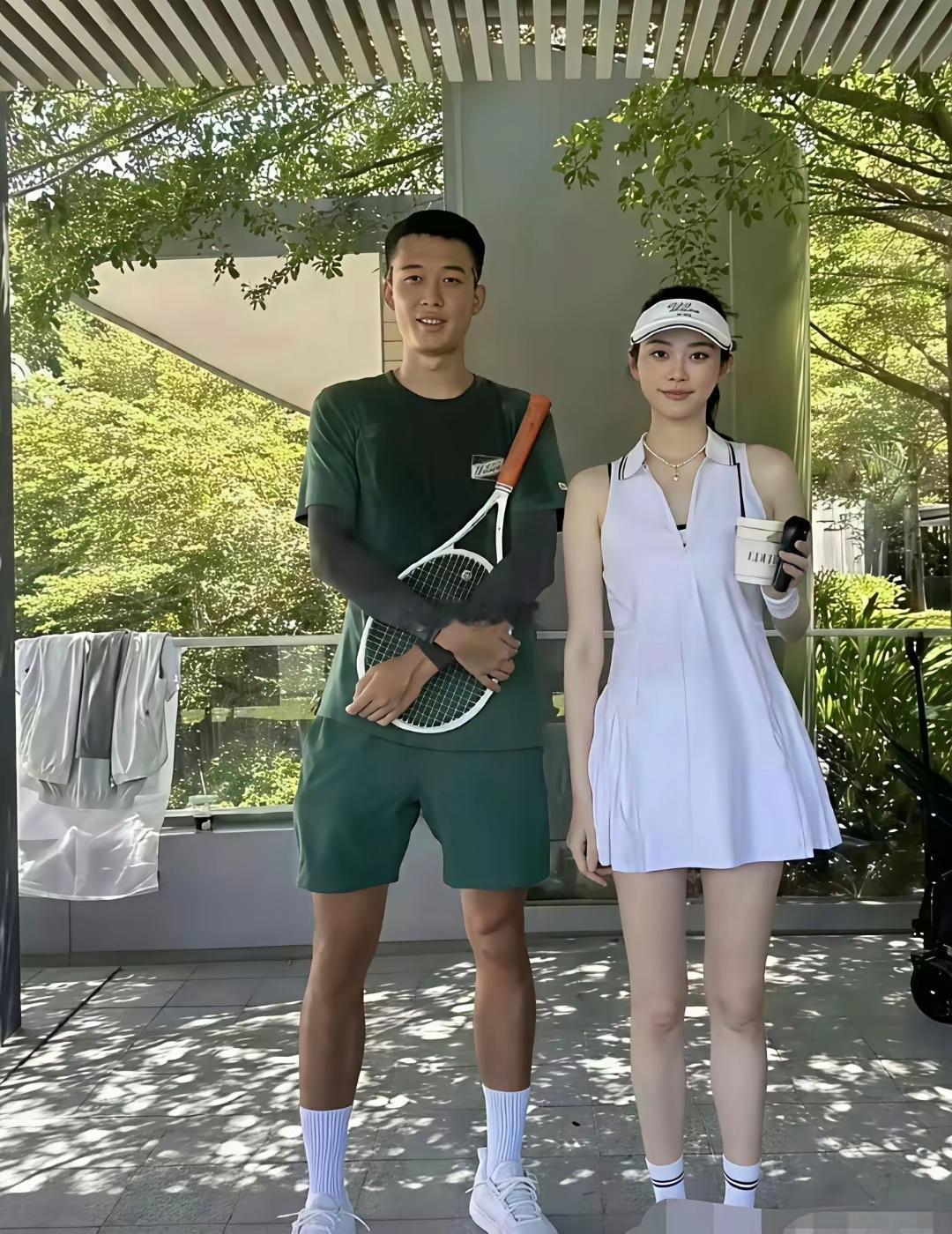 奚梦瑶照片一般，但是真人巨美。