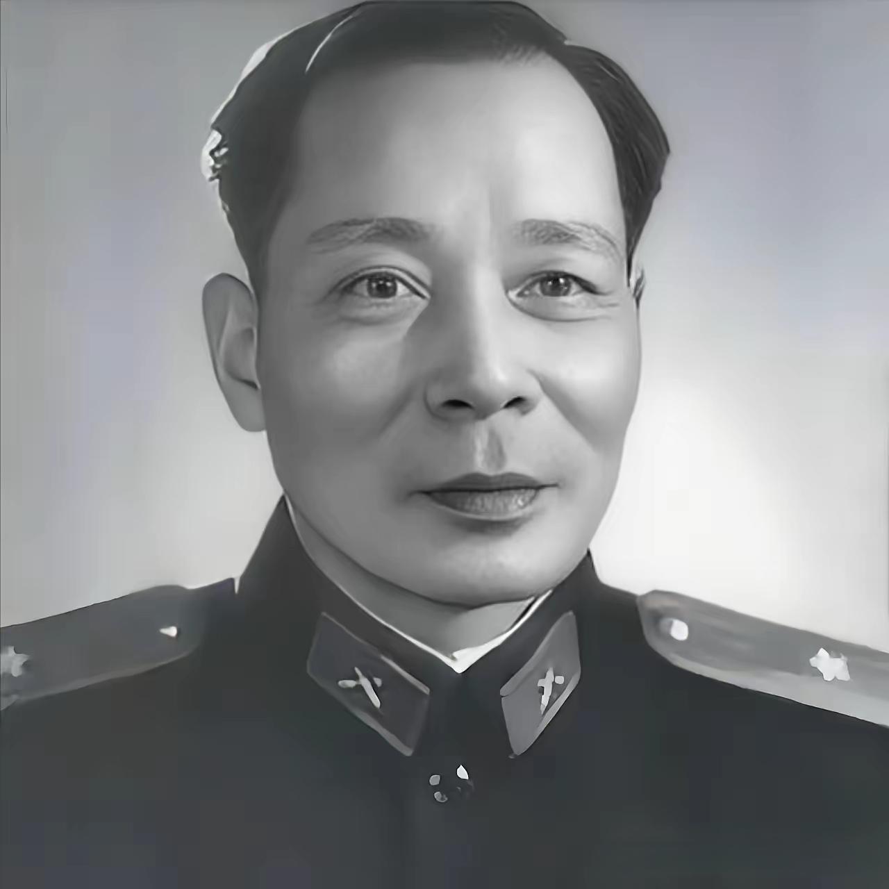 1938年，国军团长廖运周在撤退途中，发现友军丢弃的上万发炮弹。他没上报，反而跑