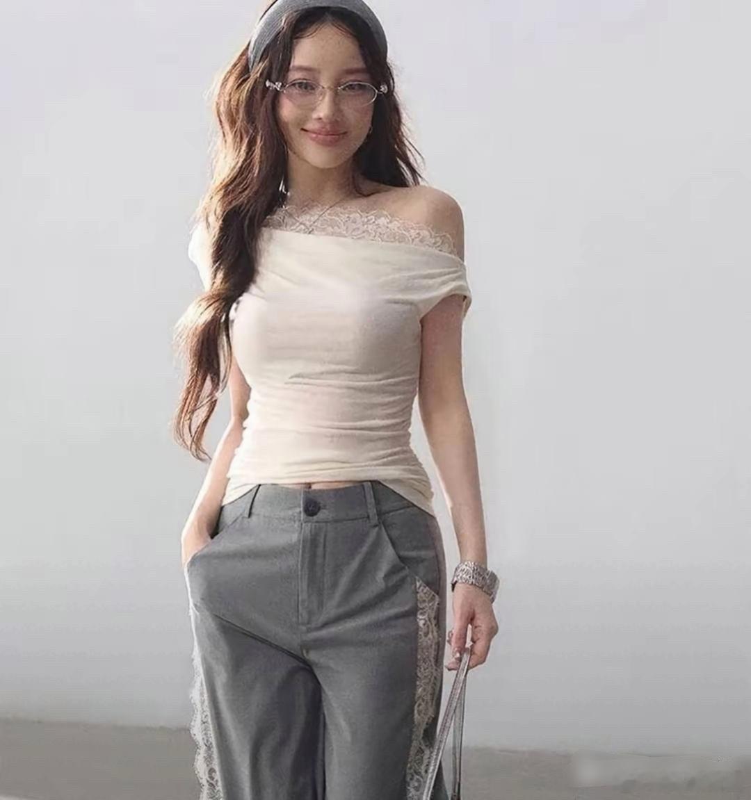 李﻿小璐⁠现在跟以前比，变化﻿是‏真的太大了，差点都认不出来了﻿⁠。
