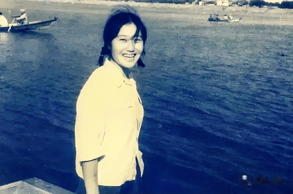 谢小沁是谢富治的女儿，但凡是红二代组织的聚会活动，她一概不参加，对此很多人感到很