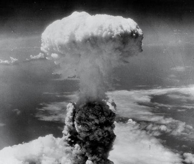 日本右翼一语惊人：若中国核弹造成日本几百万人死亡，那剩下的1亿日本人将开始反击。