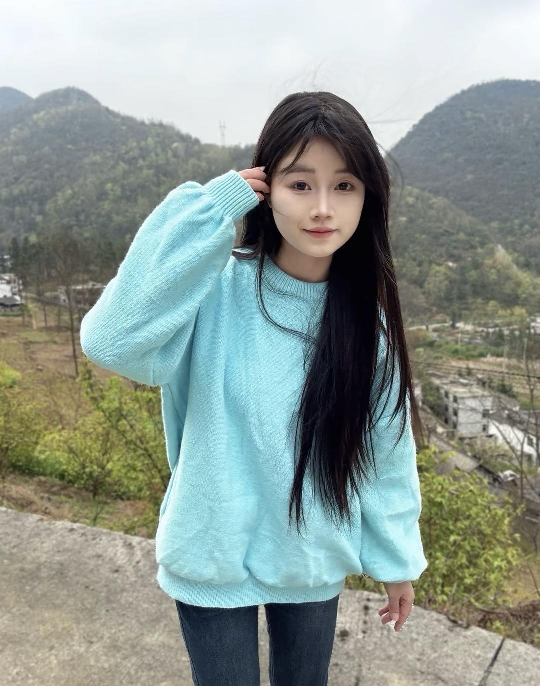 很多女孩喜欢分享美照，目的是什么记录自己的生活