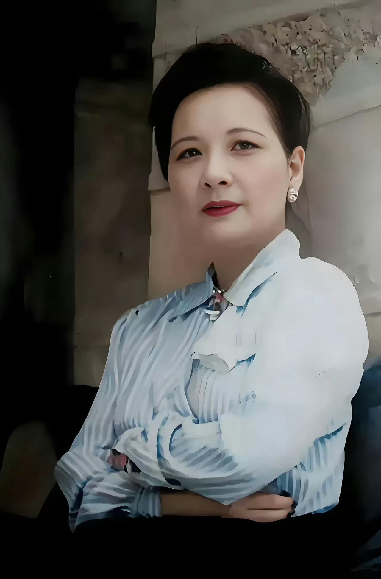 长寿口诀：若要不死，肠中无屎；若要年轻，必须肠清；若要长生，腹中常空；若要小儿安